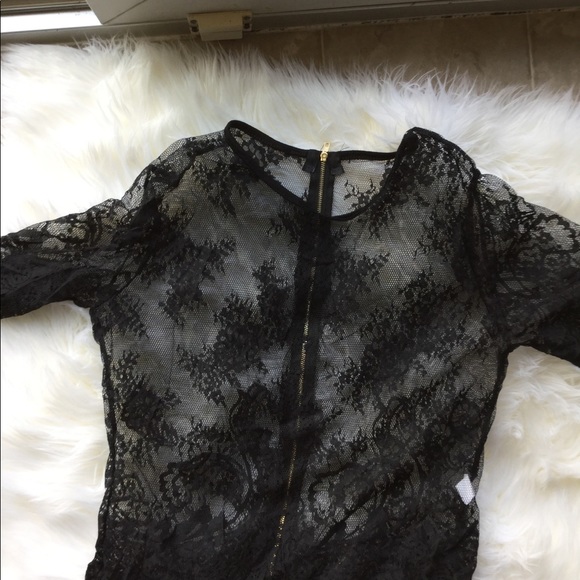 Lace Crop Top - Picture 4 of 4